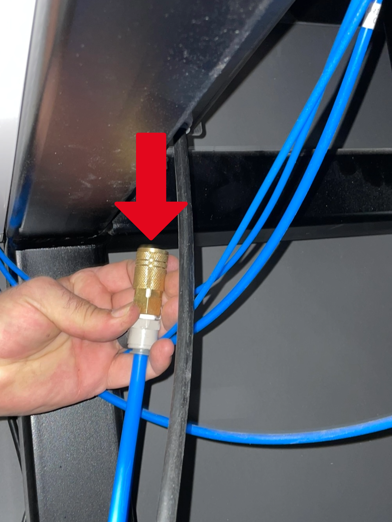 SLS MDM Air Fitting Installation