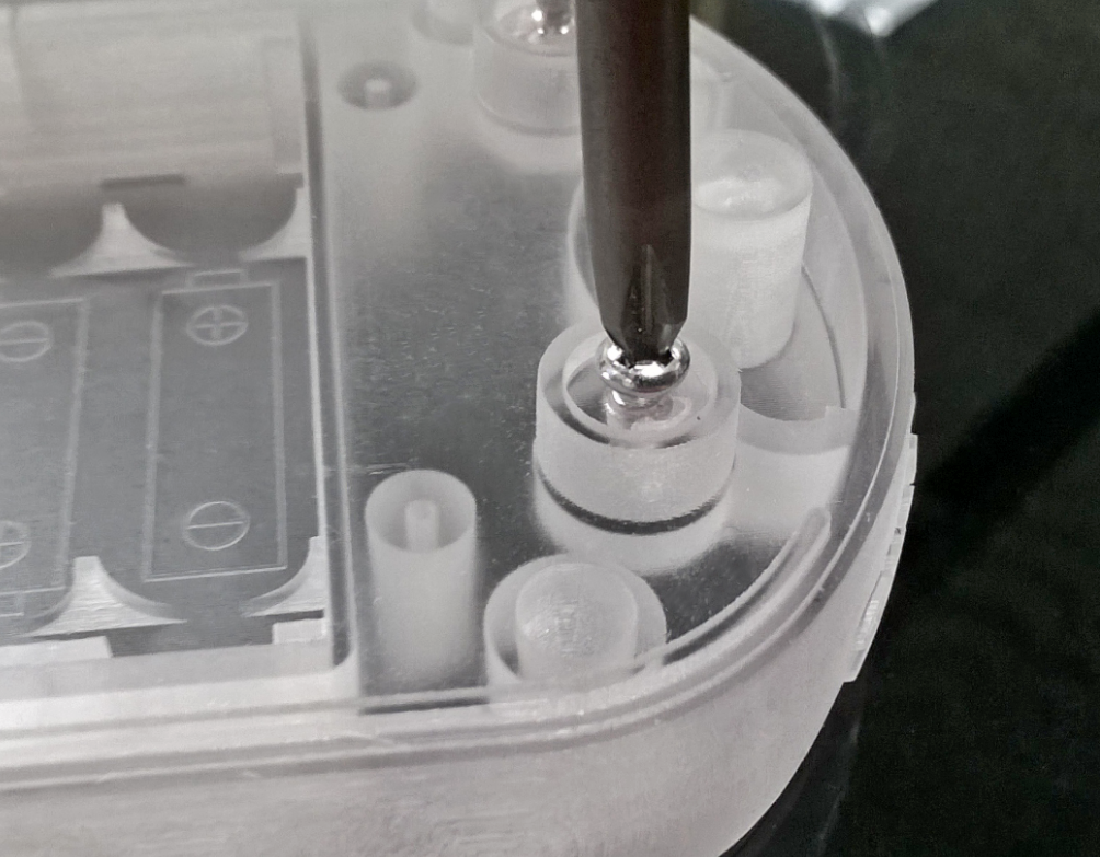 Fastening with Screws and Injection Molded Bosses